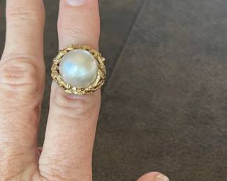 Pearl and Gold Ring $900