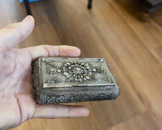 Silver snuff box