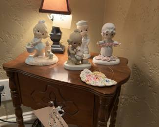 Precious Moments collectibles. Lamps and furnishings