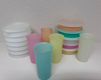 Vibtage Tupperware sets of cups and stacking storage bowls with lids
