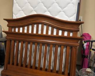Bed with headboard, footboard and mattress
