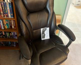 Very comfortable leather office / desk chair