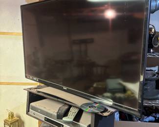 RCA flat screen tv, dvd/vcr combo
