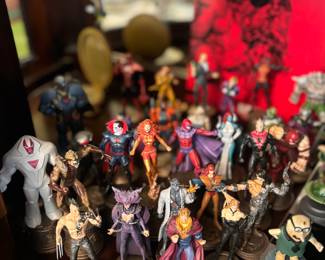 Eaglemoss Marvel Chess Sets and extra pieces