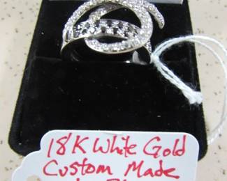 18K White Gold Custom Made White & Black Diamonds Ring - Approx. 1 cttw