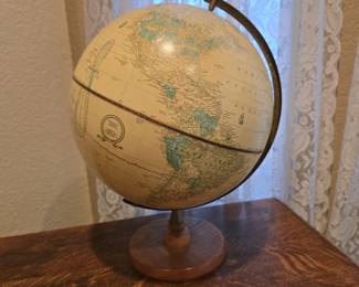 Globe Model