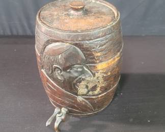 Lot # : 122 - Vintage carved wood wine barrel tabaco jar
