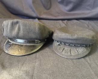 Lot # : 234z - Vintage wool fisherman cap & police hat
