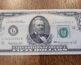 Lot # : 3y - 1969 L series $50.00 bill
