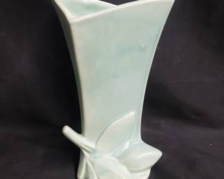 Lot # : 284 - Vintage Nelson McCoy pottery vase 8 1/4"h.
