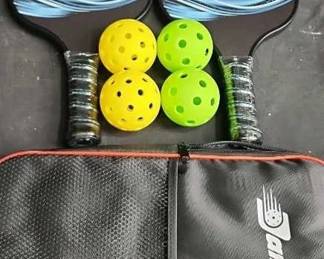 Lot # : 92j - Lot of 2 pickleball sets
