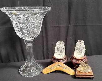 Lot # : 402 - Group of glass, compote, figuring etc. Box lot
