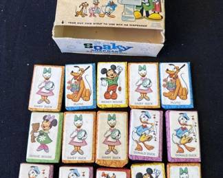 Lot # : 353z - Vintage Walt Disney Soaky Soap bars
