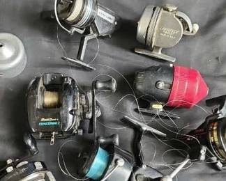 Lot # : 132j - Lot of 7 fishing reels
