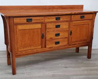 Lot # : 32 - Michaels Furniture Arts & Crafts-style buffet
