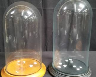 Lot # : 397 - Pair of glass display domes
