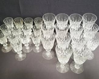 Lot # : 300 - Box of Hawkes wine glasses
