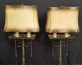 Lot # : 384 - Pair of metal table lamps
