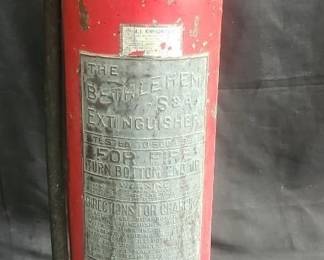 Lot # : 389j - Vintage fire extinguisher
