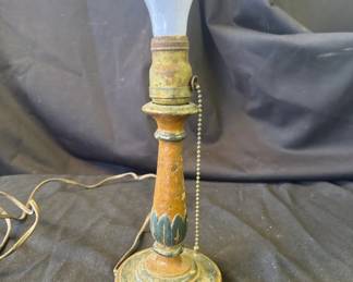 Lot # : 230z - Vintage hand painted ceramic table lamp
