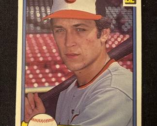 Lot # : 265z - 1981 Cal Ripken Jr Donruss rookie card
