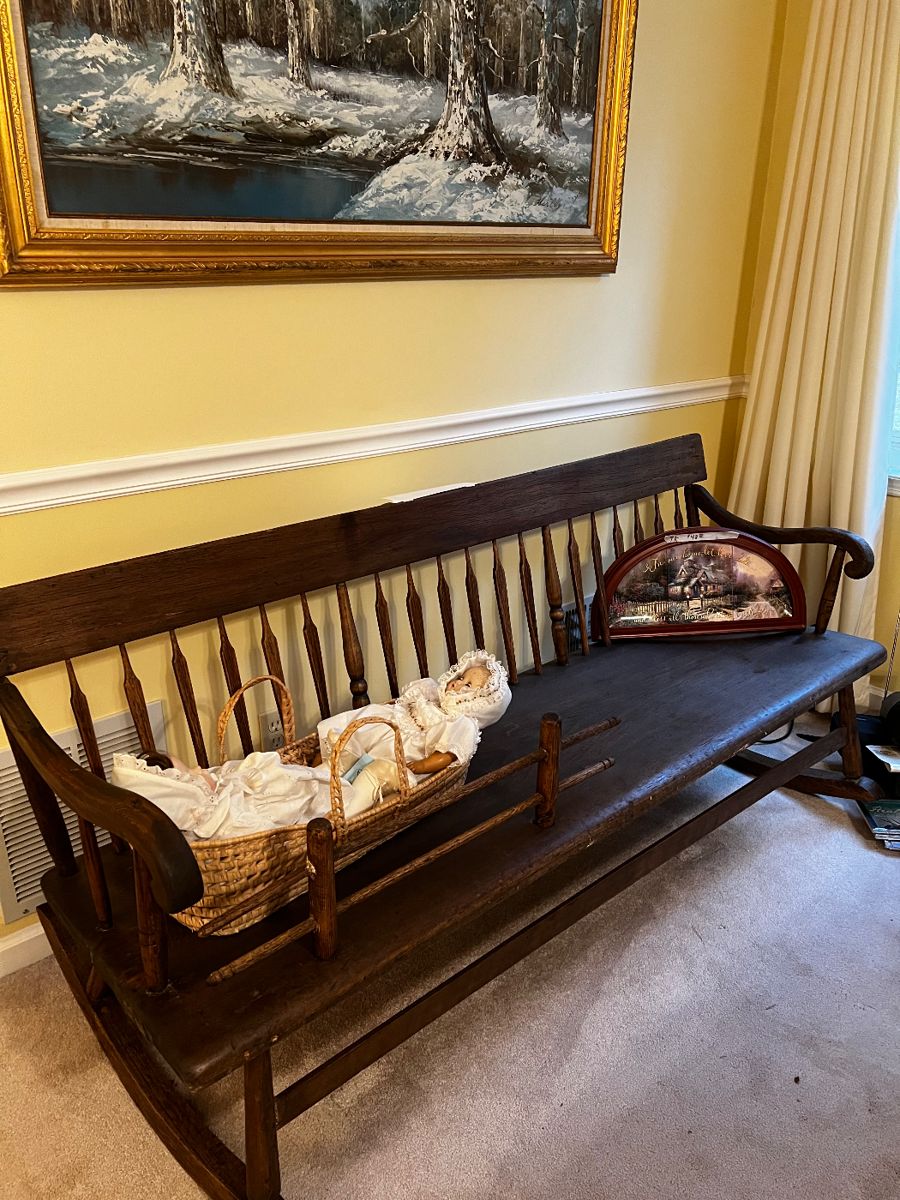 Antique Mammy’s Bench