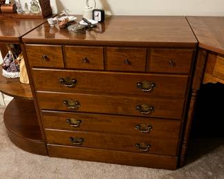 Ethan Allen small chest of drawers