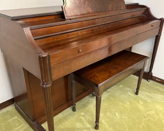 Baldwin piano