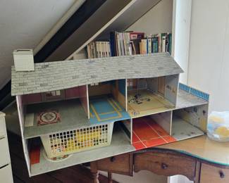 Marx Tin Dollhouse with Furniture