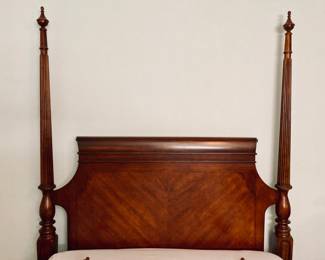 Vintage Queen Chippendale Poster Bed.