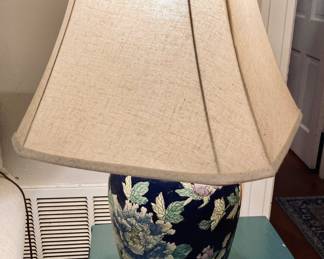 Vintage Royal Blue Chinoiserie Lamp