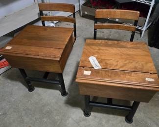 Heavy Duty School Desks w/ adjustable height & seat