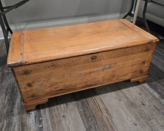 Vintage/antique solid wood chest