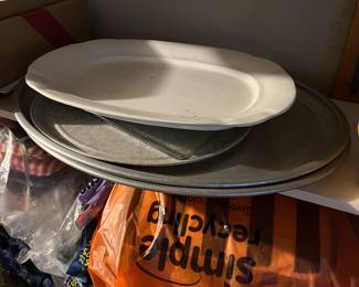 Serving platters $3-10