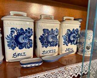 Earthenware spice jars 