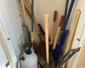 Going Yard Hand Tool Lot