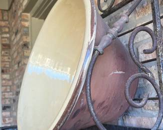 Another large pottery planter