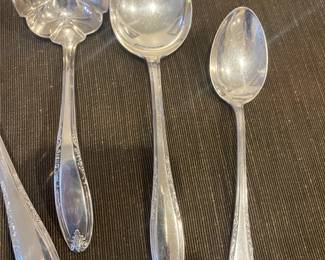 Leonore by Manchester Sterling set and case