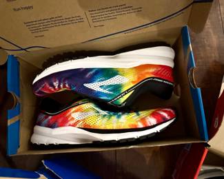 Brooks Launch 5 Rock n Roll Sneakers