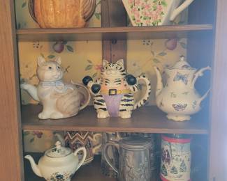 Vintage Teapots!