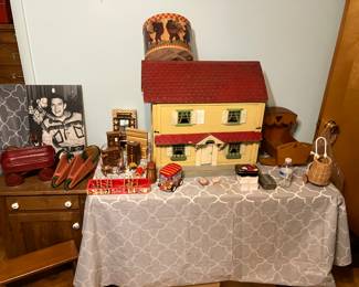 Vintage Doll House and assorted accessories 