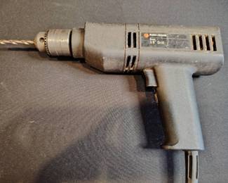 Black Decker Basic Drill FUNCTIONAL