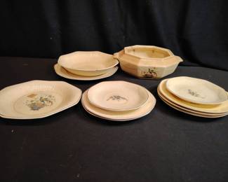 Antique Ivory From Salem Dishware Set 