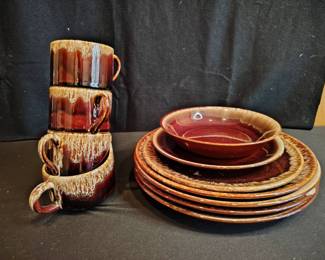 Brown Drip Dishes Set 