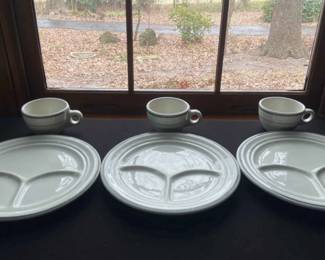 Green Accent Dinnerware