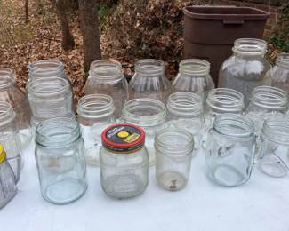 Miscellaneous Jar Lot 12 32 Jars
