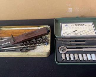 Delta Socket Set With Assorted Tool Attachments