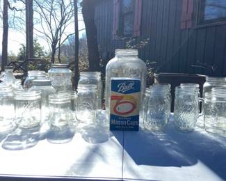 Miscellaneous Jar Lot 8 27 Jars  Ball Box Of 12 Lids