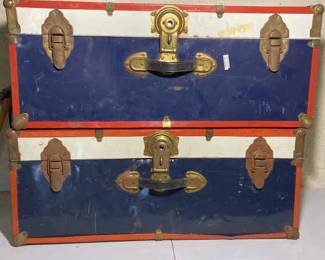 Set Of 2 Vintage Chests