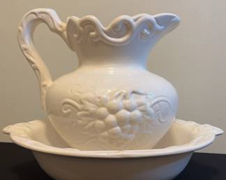 Gorgeous Finger Washing Bowl And Pitcher